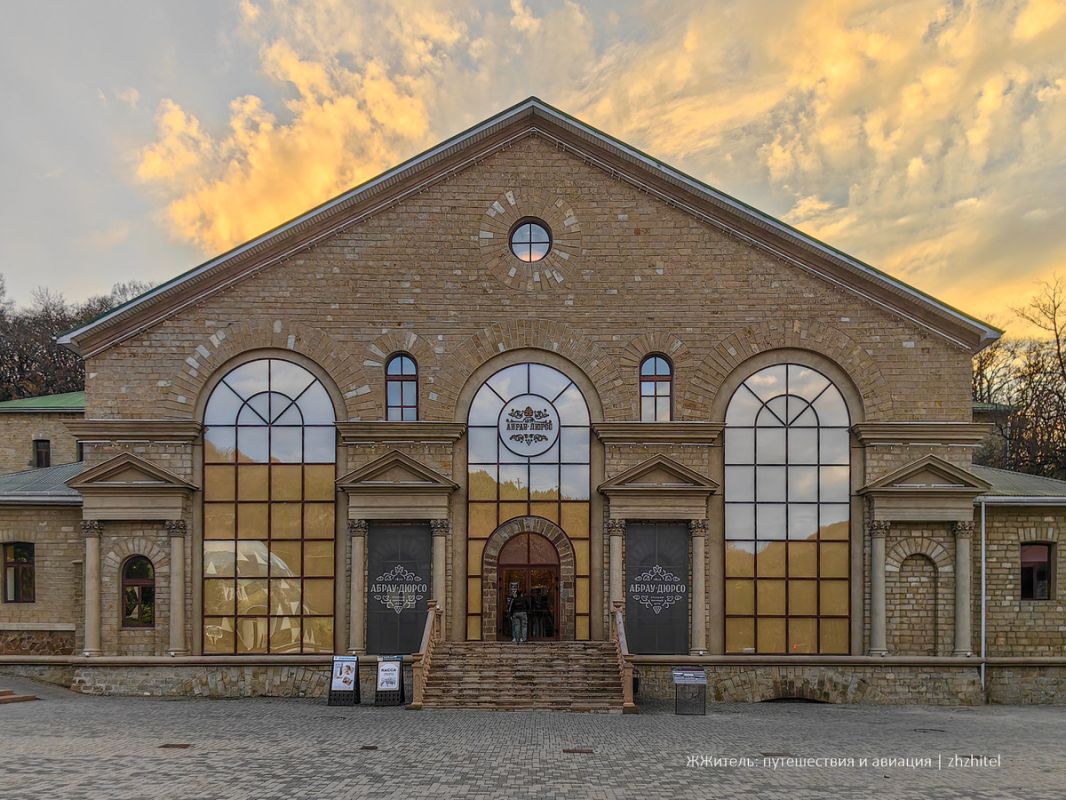 Как советское шампанское завоевало мир: история, которую не все знают