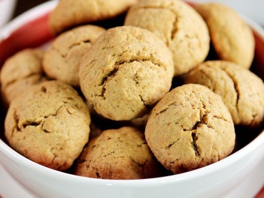 Нежное печенье с халвой: простое и доступное лакомство к чаю