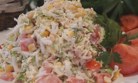 Яркий салат с пекинской капустой: идеальное блюдо для любого случая