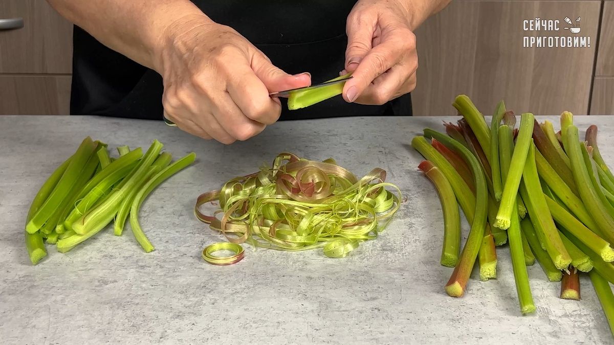 Вкусные зимние заготовки: невероятное варенье из ревеня и апельсинов