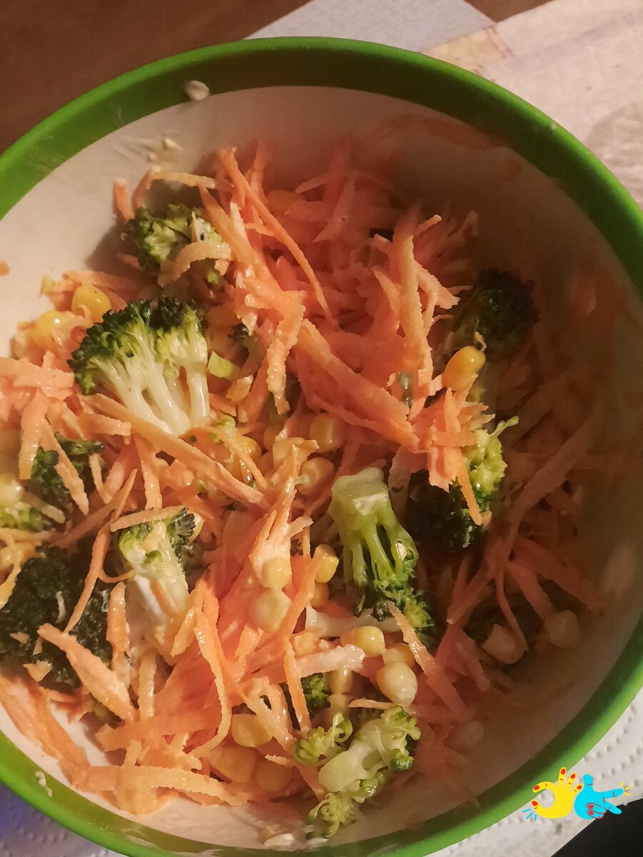 Легкий овощной салат, который подчеркнет вкус вашего праздничного стола