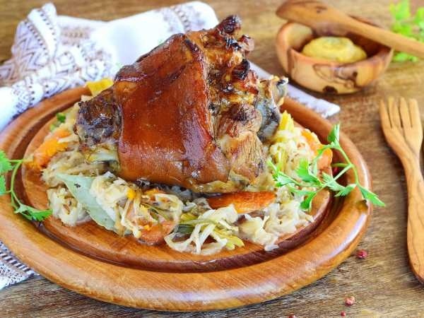 Свиную рульку в пиве по-баварски готовим с душой