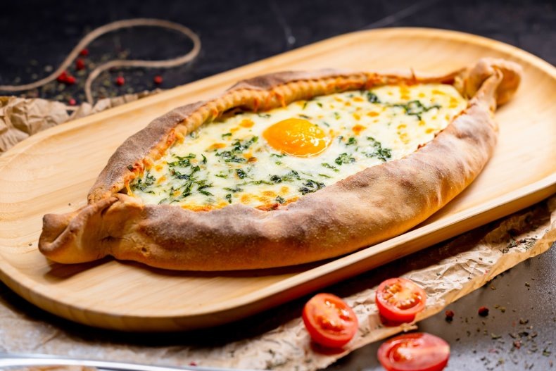 Как приготовить полезное хачапури для тех, кто следит за фигурой