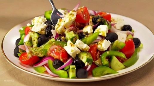 Как правильно готовить греческий салат: секреты подлинного Хориатики