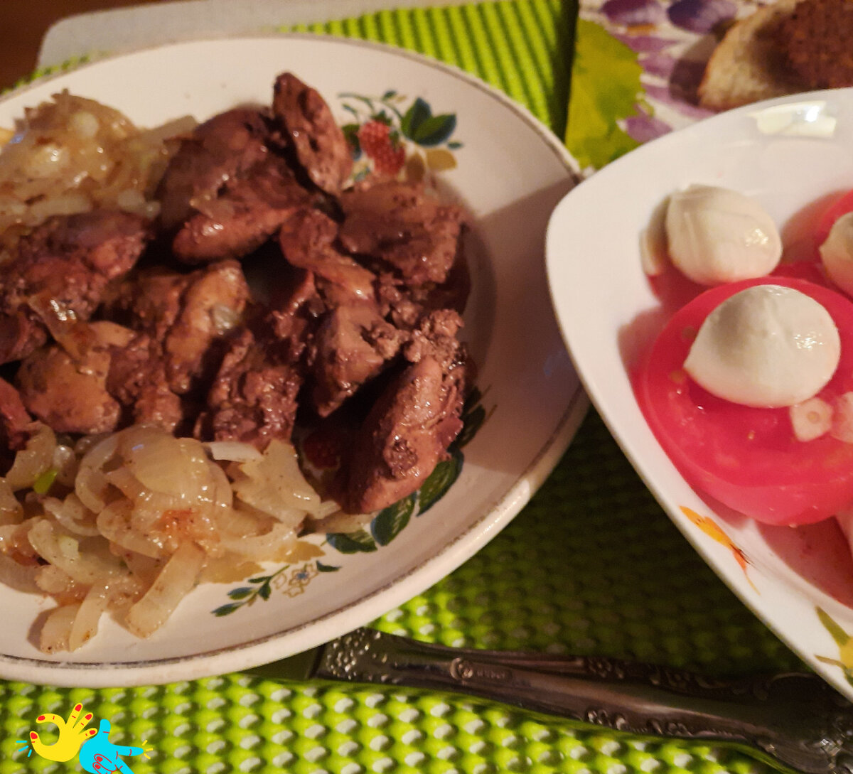 Куриная печень с луком: простой и вкусный рецепт
