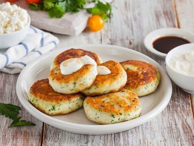 Сырники с брынзой: любимое блюдо с новым вкусом
