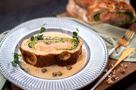 Как приготовить Веллингтон с лососем: истинная наслада для гурманов