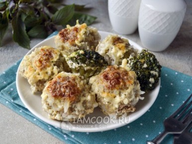 Вкусные фрикадельки с брокколи: как угодить всей семье одним блюдом
