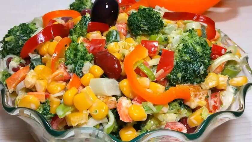Салат с брокколи: Витаминный заряд для весеннего настроения