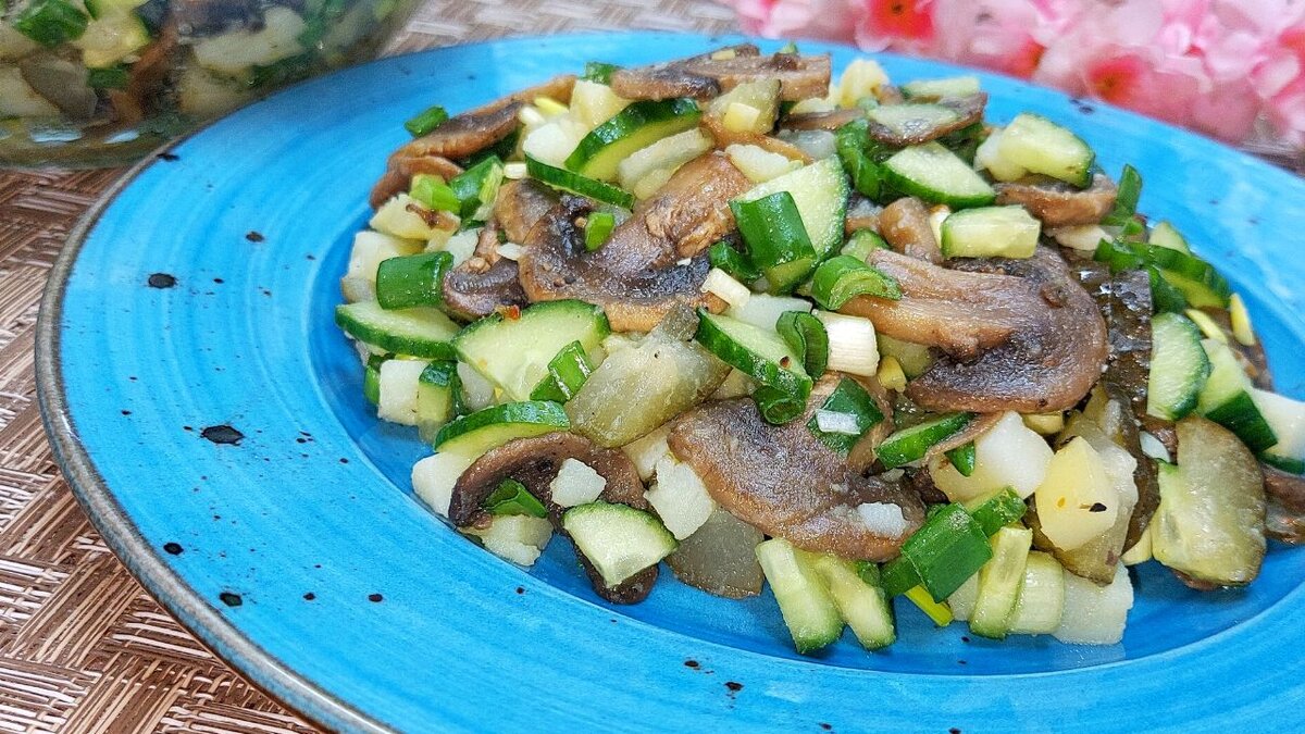 Вкусный постный салат на ужин: простой и быстрый рецепт, который полюбится всем