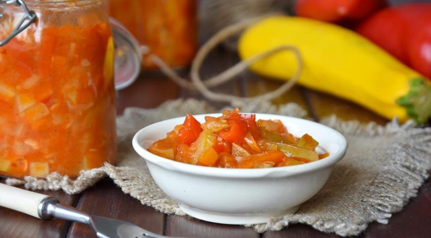 Вкусные закрутки на зиму: как легко приготовить закуску из кабачков