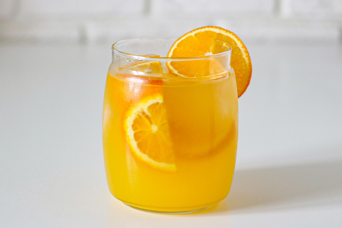 Апельсиновый лимонад: идеальное освежение для жарких дней