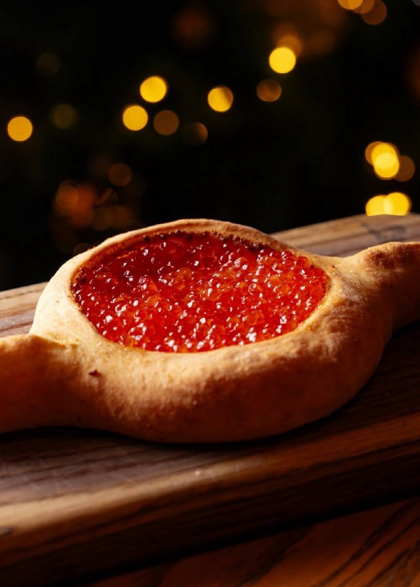 Кулинарная магия: Хачапури с красной икрой на новогоднем столе