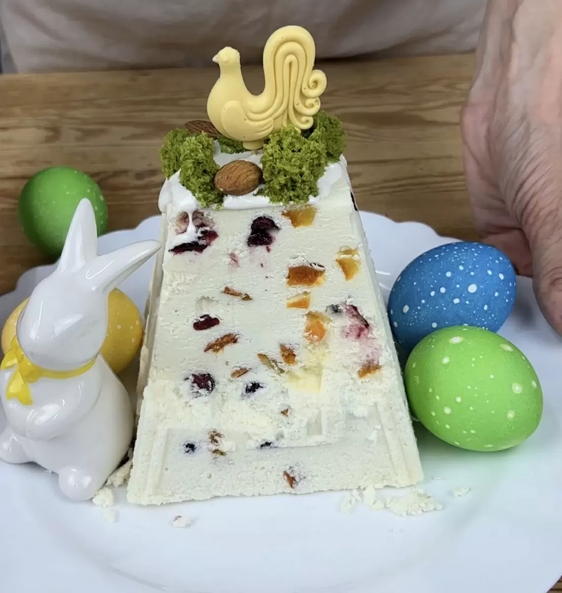 Творожная пасха: нежный вкус весеннего угощения