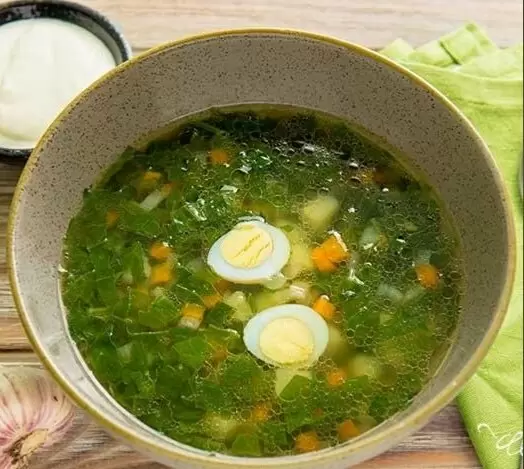 Вкусный зеленый борщ: простой рецепт для всей семьи