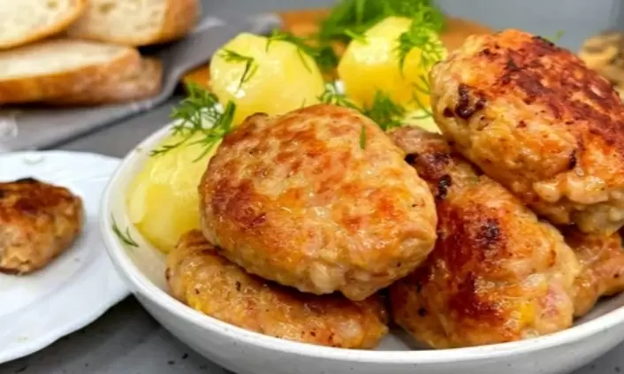 Сочные котлеты из фарша: рецепты на любой вкус