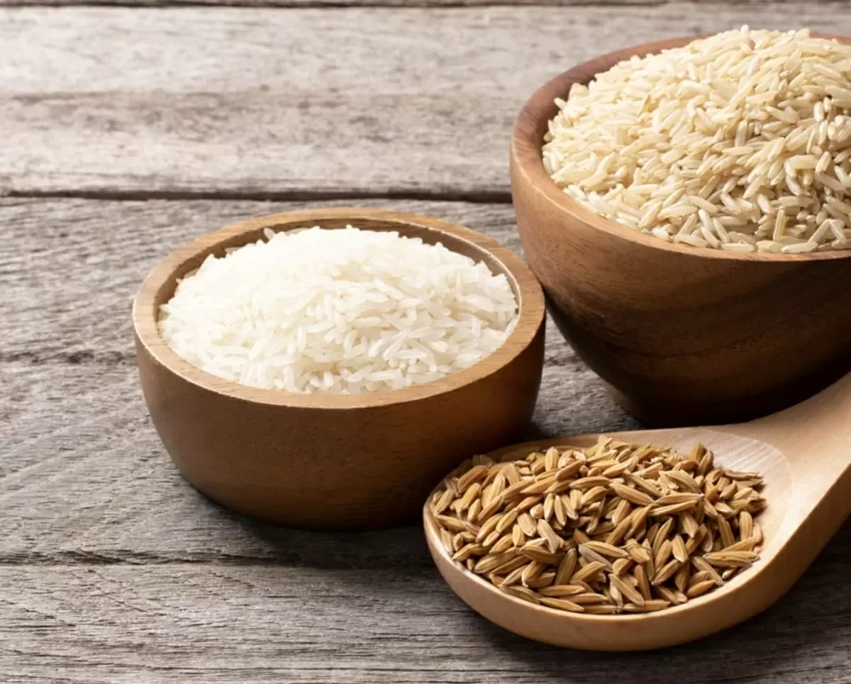Белый и бурый рис: разбор пищевой битвы на вашей тарелке
