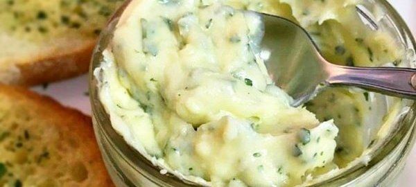 Гренки с чесночной намазкой: вкусное разнообразие на вашем столе