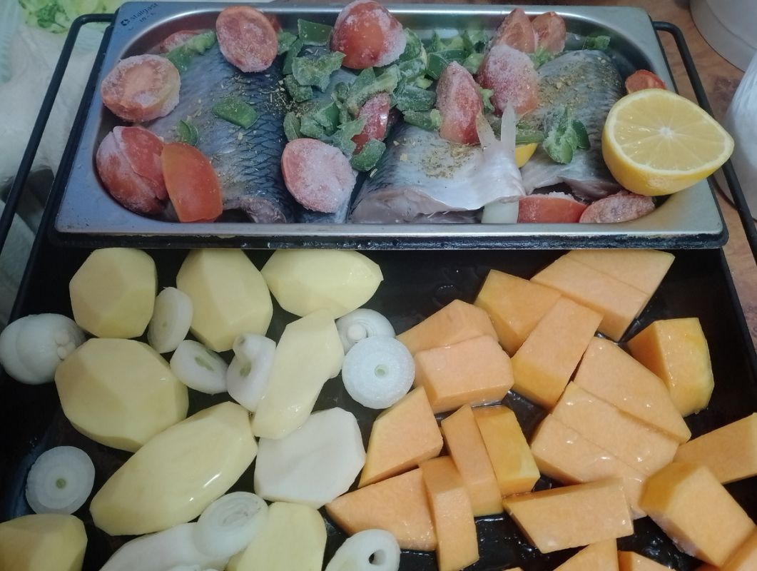 Восхитительная селёдка с овощами: просто и вкусно